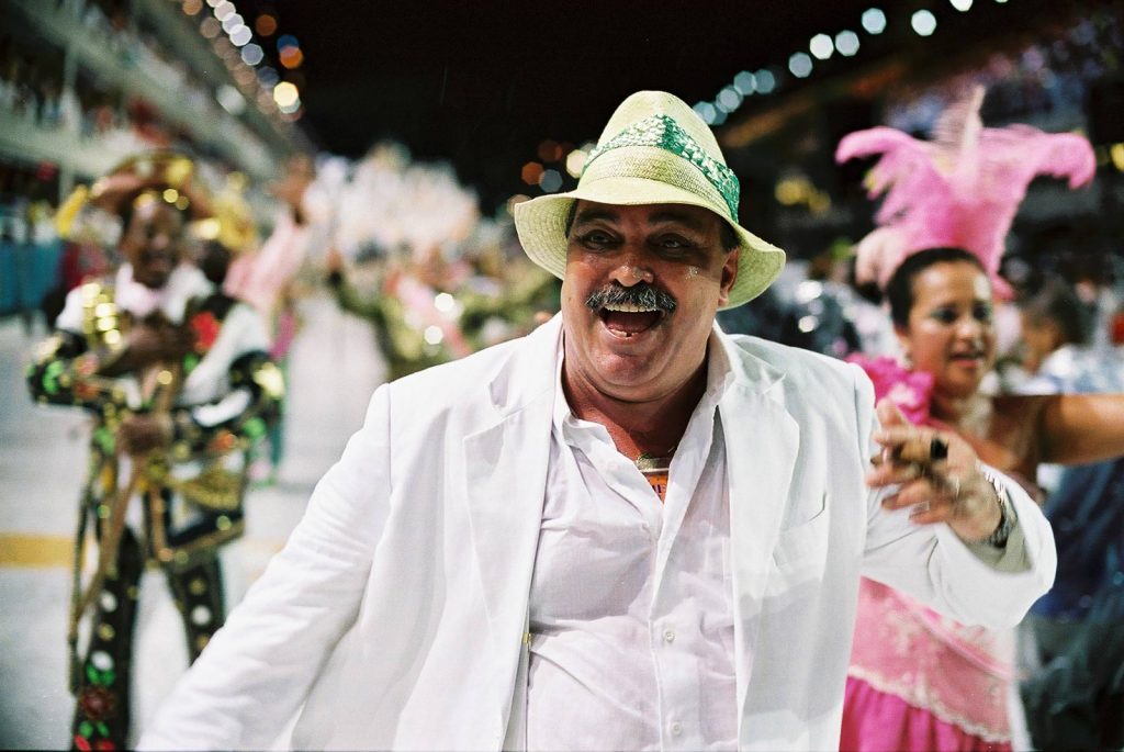 Karneval Rio de Janeiro: Tänzer mit Hut
